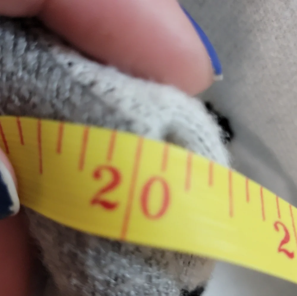 Gray and White Leopard Sweater Size Small - Picture 5 of 7